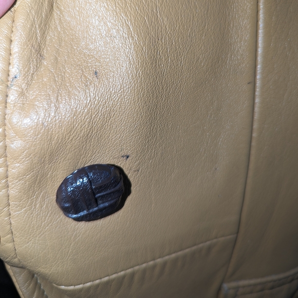 Vintage camel 70s leather jacket - Picture 7 of 11
